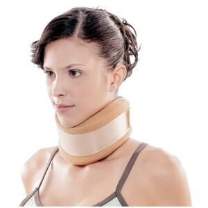 5102 CERVICAL COLLAR WITH PLASTIC INSERT
